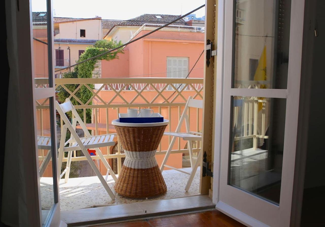 Old Town Apartment Next To Seafront Promenade Nafplio Exterior photo